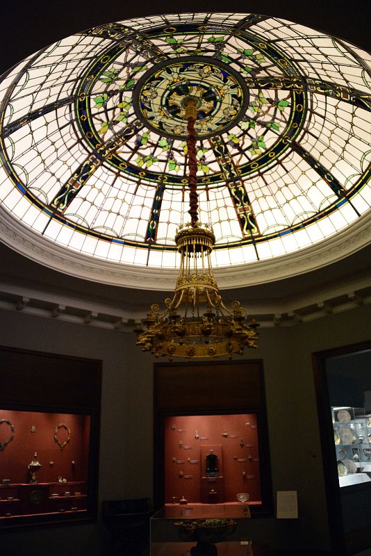 16 Gallery 951 is crowned by a stained-glass dome that originally formed a skylight in the Lehman home - Robert Lehman Collection New York Metropolitan Museum Of Art